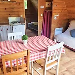 Campeggio Les Hirondelles Bourg-Sainte-Marie