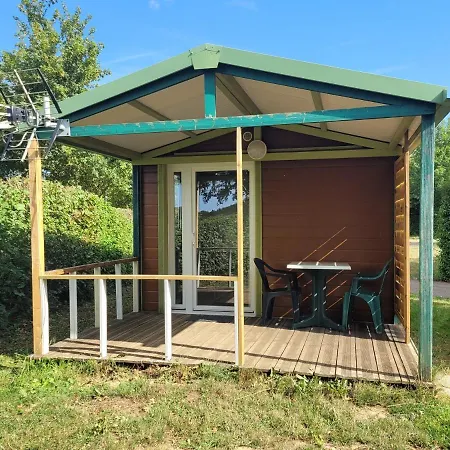 Les Hirondelles Campsite *