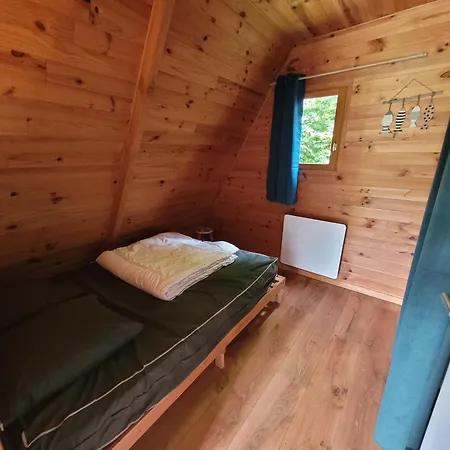 Les Hirondelles Campsite *