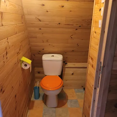 Les Hirondelles Campingplads Bourg-Sainte-Marie