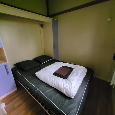 Les Hirondelles * Bourg-Sainte-Marie