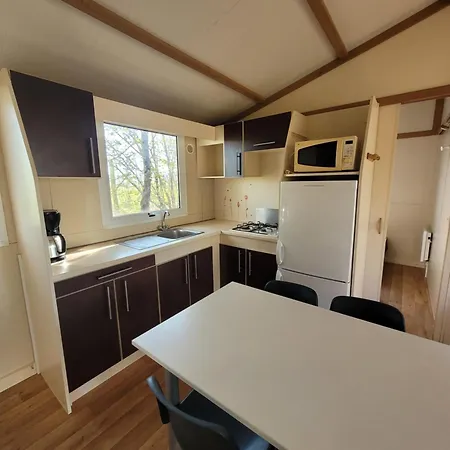 Les Hirondelles Campsite Bourg-Sainte-Marie