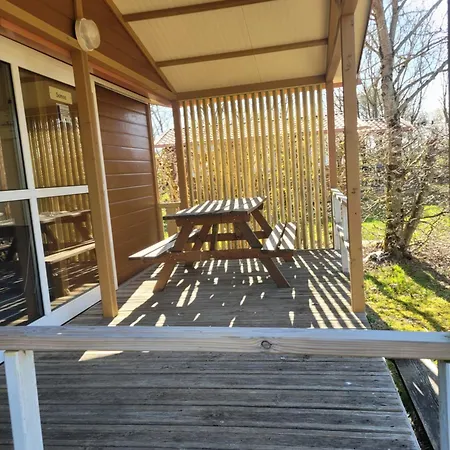 Les Hirondelles Campsite *