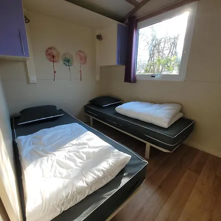 Campsite Les Hirondelles *