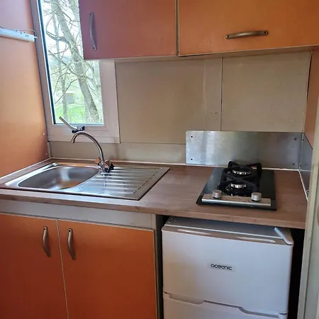 Les Hirondelles * Bourg-Sainte-Marie