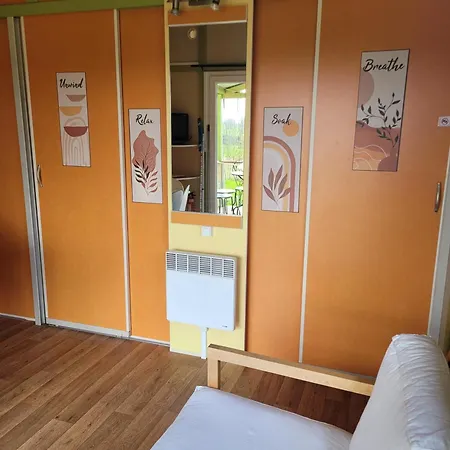 Campsite Les Hirondelles Bourg-Sainte-Marie