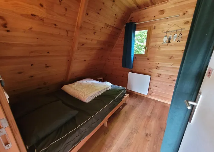 Les Hirondelles Campsite *