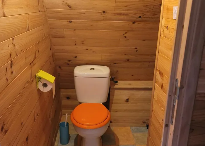 Les Hirondelles Campsite Bourg-Sainte-Marie