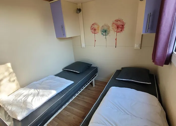 Campsite Les Hirondelles Bourg-Sainte-Marie