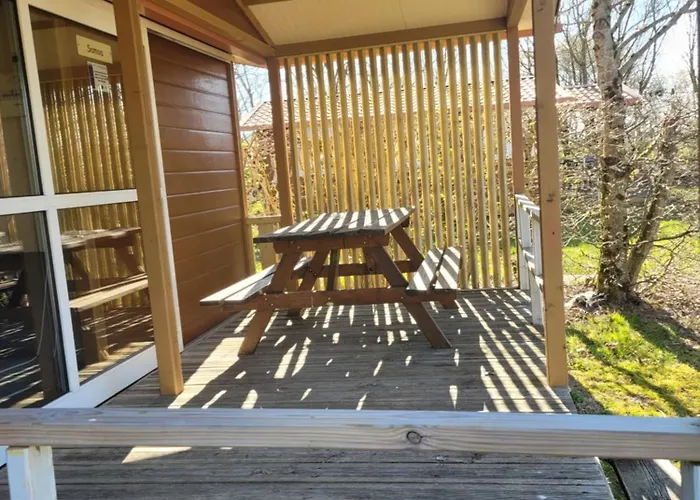 Les Hirondelles Campsite *