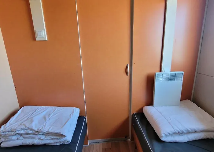 Les Hirondelles Campsite *