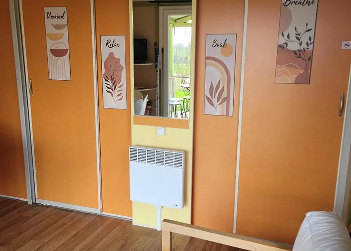 Campsite Les Hirondelles Bourg-Sainte-Marie