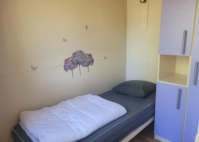 Les Hirondelles * Bourg-Sainte-Marie